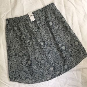 LOFT Floral Pocket Pull-on Skirt - NWT - Size M